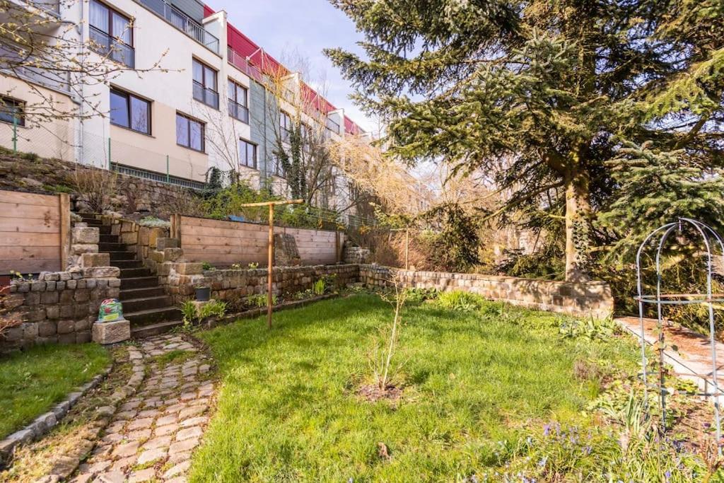 Apartman Vishegrad Leilighet Karlovy Vary Eksteriør bilde